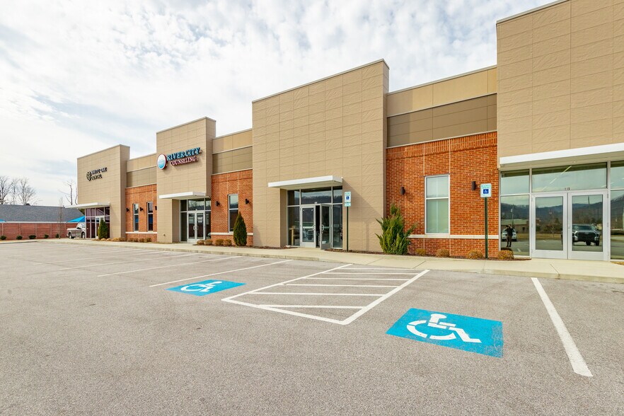 More Photos Of 5945 Elementary Way, Ooltewah Storefront Retail Office For Lease