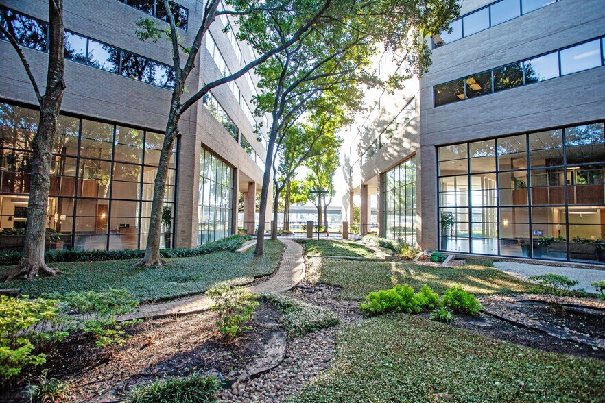 More Photos Of , Houston Office For Sale