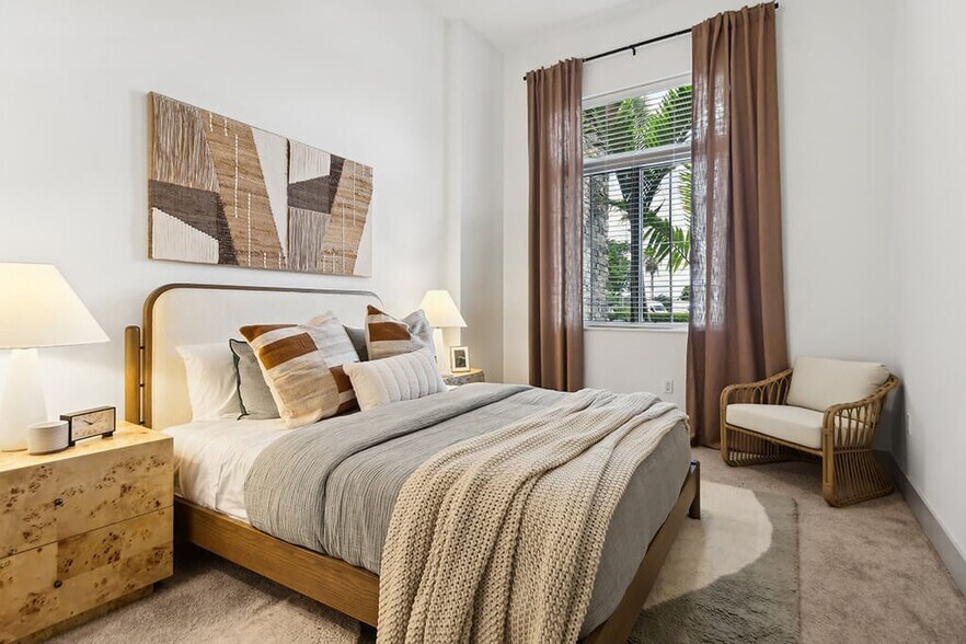 More Photos Of 6500 N Andrews Ave, Fort Lauderdale Apartments For Lease