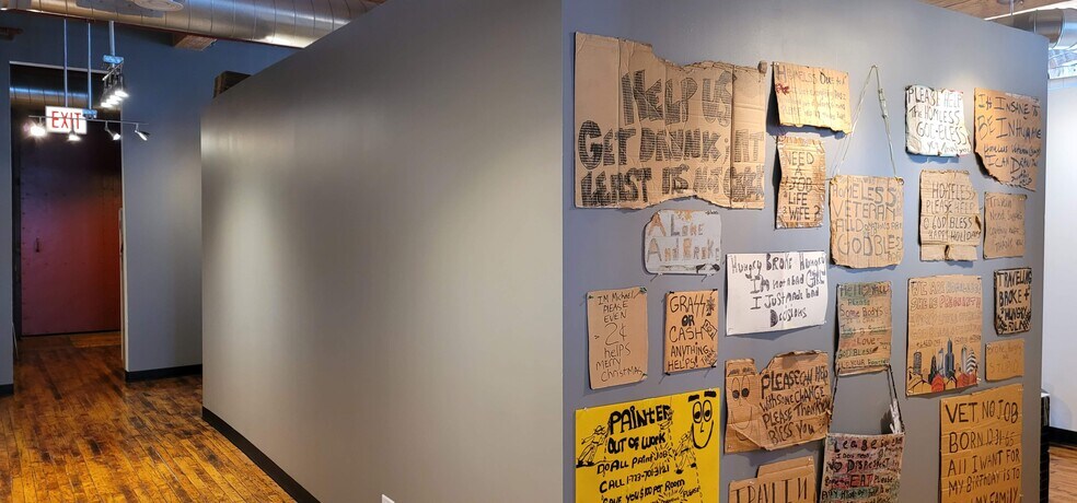 More Photos Of 1100 W Cermak Rd, Chicago Light Distribution For Lease