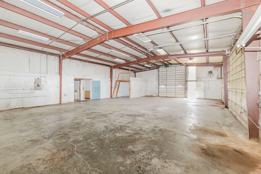 More Photos Of 3315 Central Ave, Winfield Warehouse For Sale