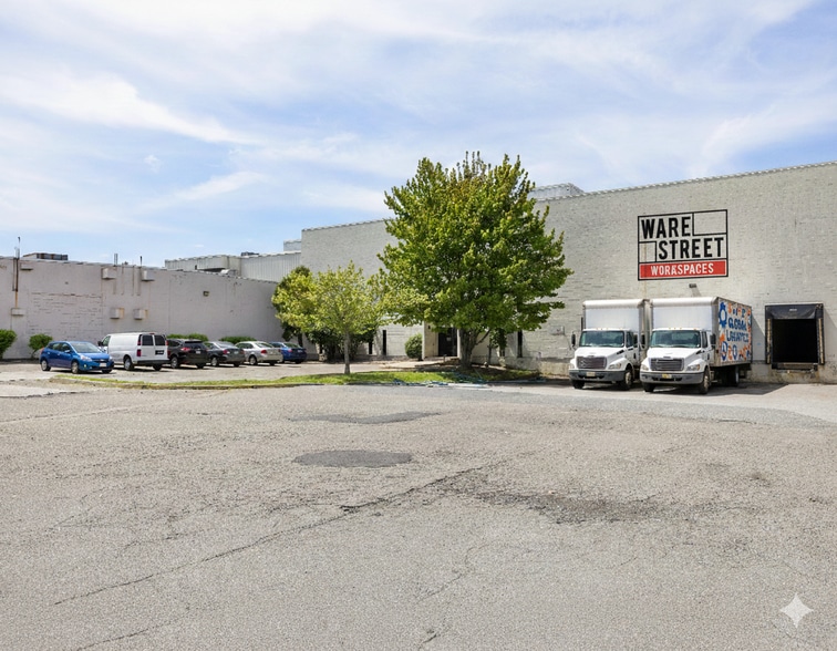 More Photos Of 398-400 Riverside Ave, Medford Light Manufacturing For Lease
