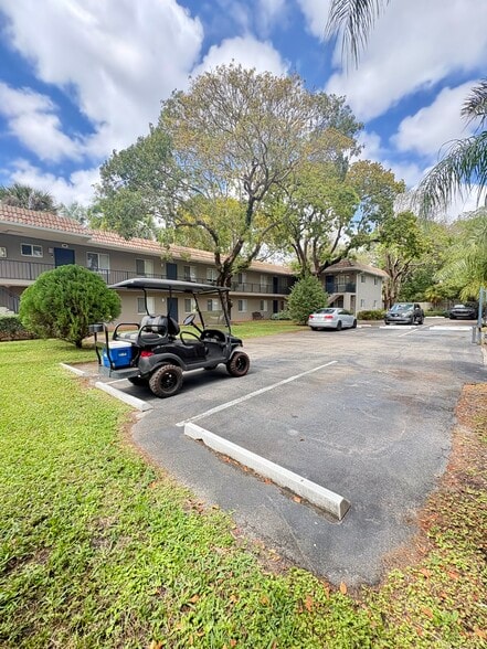 More Photos Of 1111 SW 4th St, Fort Lauderdale Apartments For Sale