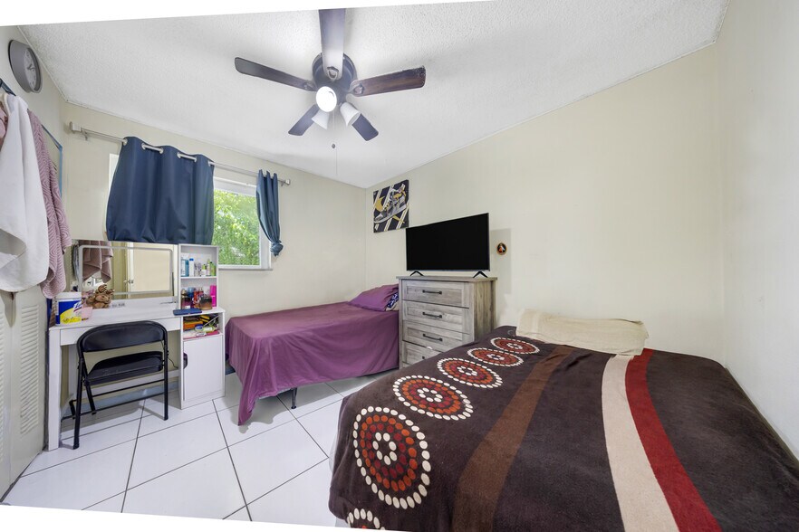 More Photos Of 840-858 NW 4th St, Miami Apartments For Sale