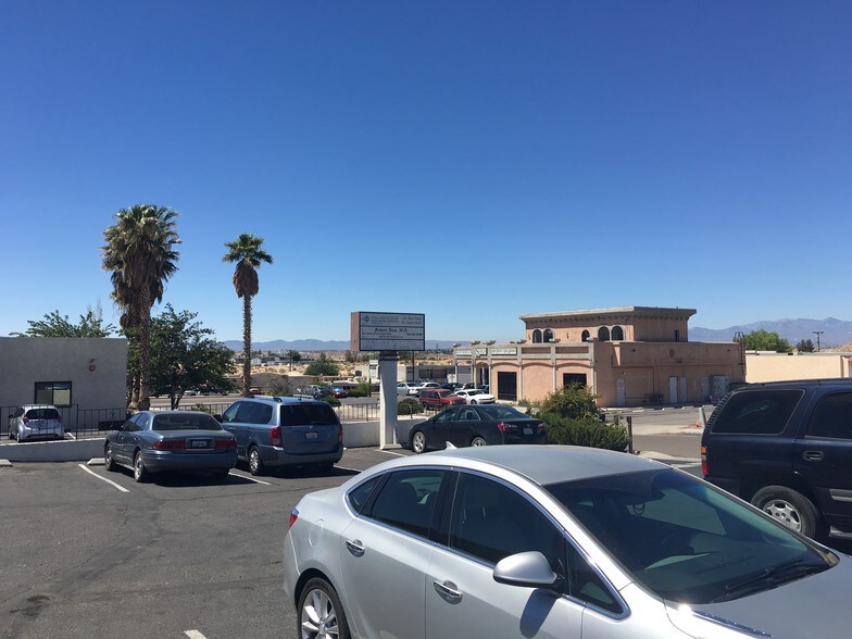 More Photos Of 15963 Quantico Rd, Apple Valley Medical For Lease