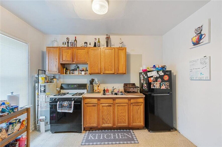 More Photos Of 960 W Hamilton St, Allentown Storefront Retail Residential For Sale