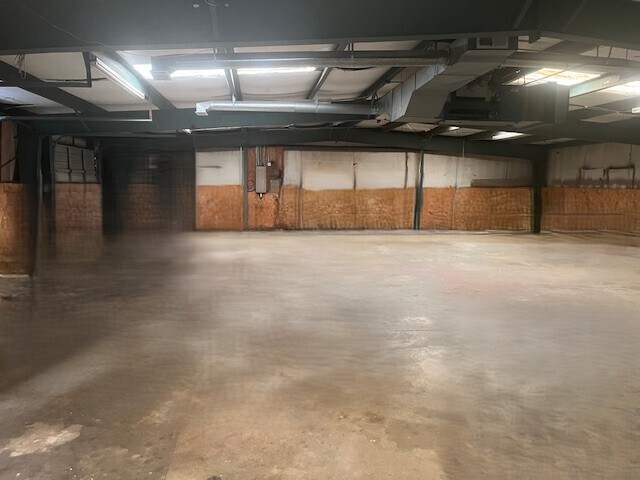 More Photos Of 1699 Highway 31 SW, Hartselle Warehouse For Lease