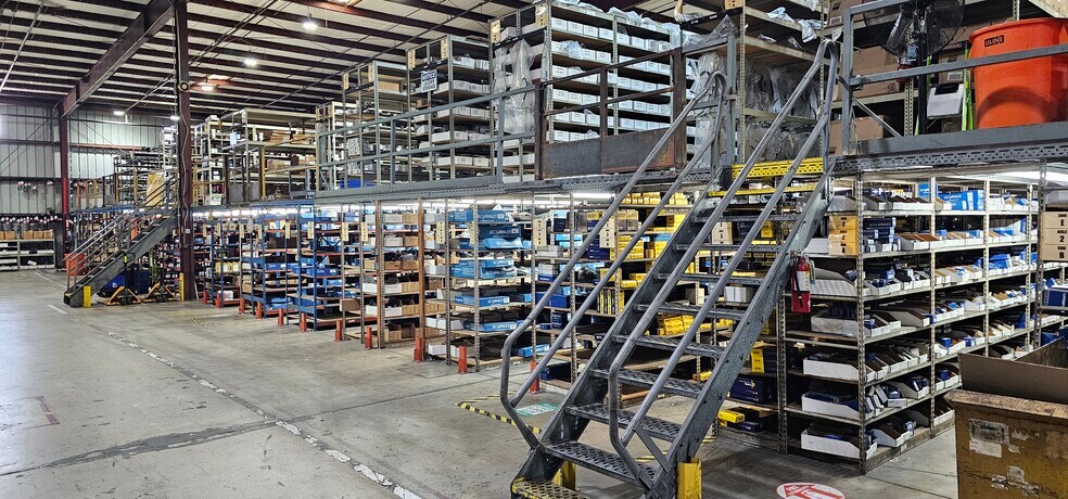 More Photos Of 3053 Industrial 31st St, Fort Pierce Warehouse For Sale