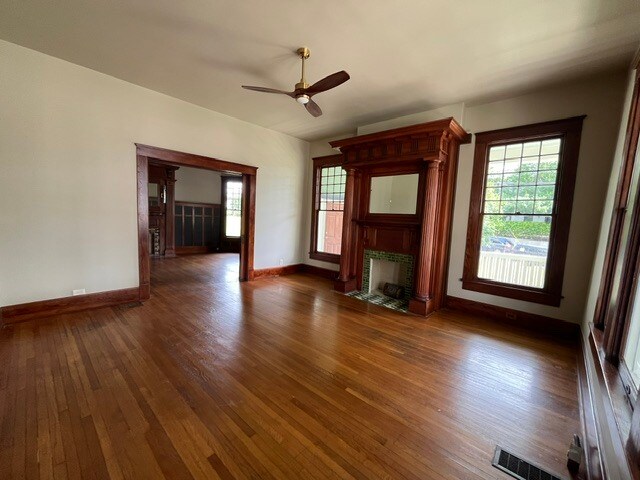 More Photos Of 1606 N Alamo St, San Antonio Office For Lease