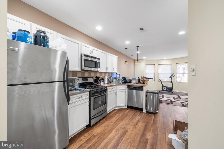 More Photos Of 2428 S Broad St, Philadelphia Apartments For Sale