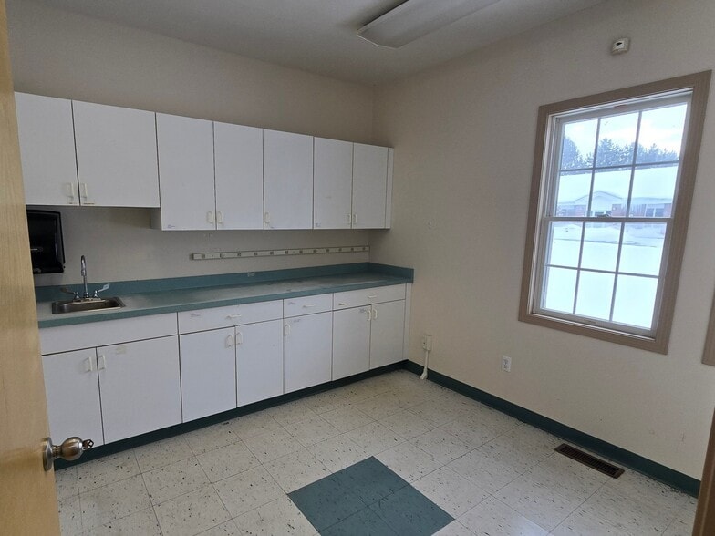 More Photos Of 45 Webster Commons Blvd, Webster Medical For Sale