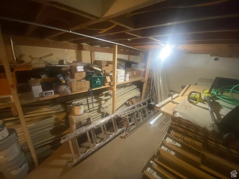 More Photos Of 22 Main st, Duchesne Office Residential For Sale