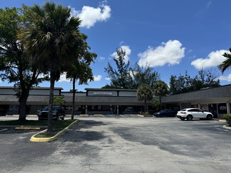 Primary Photo Of 7529-7575 W Oakland Park Blvd, Lauderhill Unknown For Lease