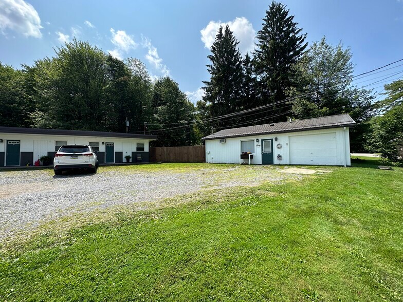 More Photos Of 6271 US Highway 322, Hartstown Apartments For Sale