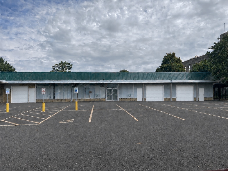 Primary Photo Of 235 Cortland ave, Syracuse Manufacturing For Lease