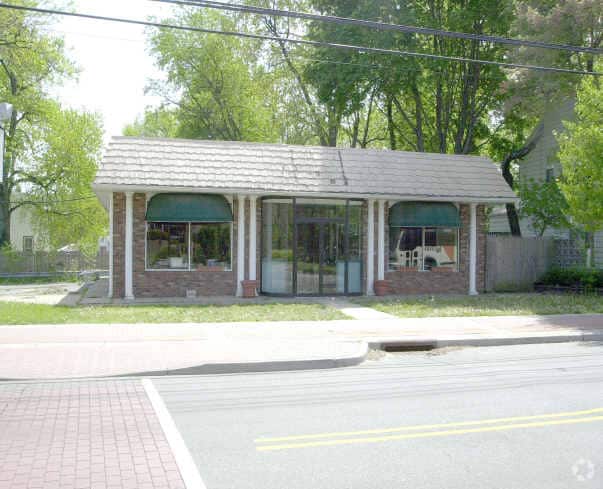 More Photos Of 931 Amboy Ave, Edison General Retail For Sale