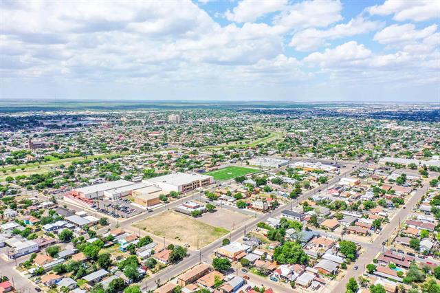More Photos Of 1900 Springfield Ave, Laredo Office For Sale