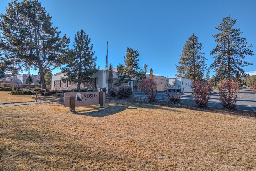 Primary Photo Of 107 SW Columbia St, Bend Flex For Sale