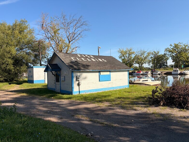 More Photos Of 1751 E Front St, Monroe Marina For Sale