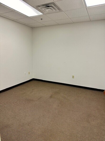 More Photos Of 700 Parkside Ave, Buffalo Apartments For Lease