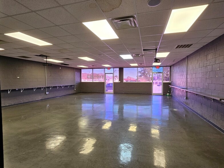 More Photos Of 2517-2549 Gresham Rd SE, Atlanta Unknown For Lease