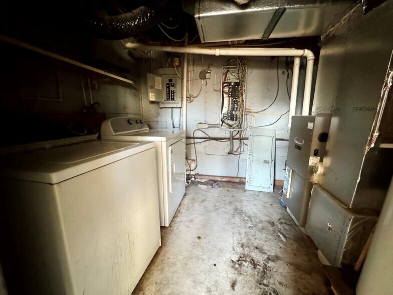 More Photos Of 563 James Monroe Ave, Monroeton Apartments For Sale