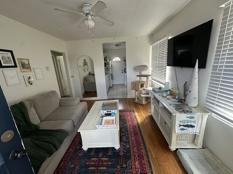 More Photos Of 4515 35th Pl, San Diego Apartments For Sale