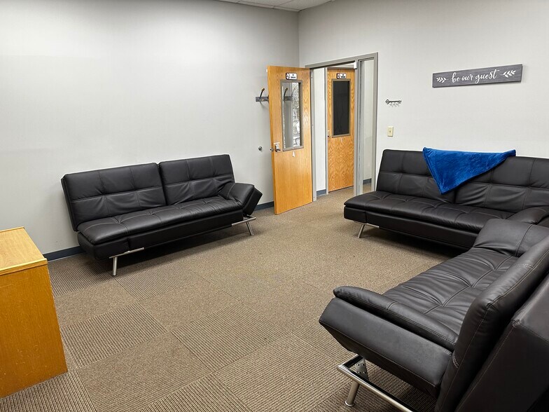 More Photos Of 125 Covered Bridge Rd, Huntsville Apartments For Sale