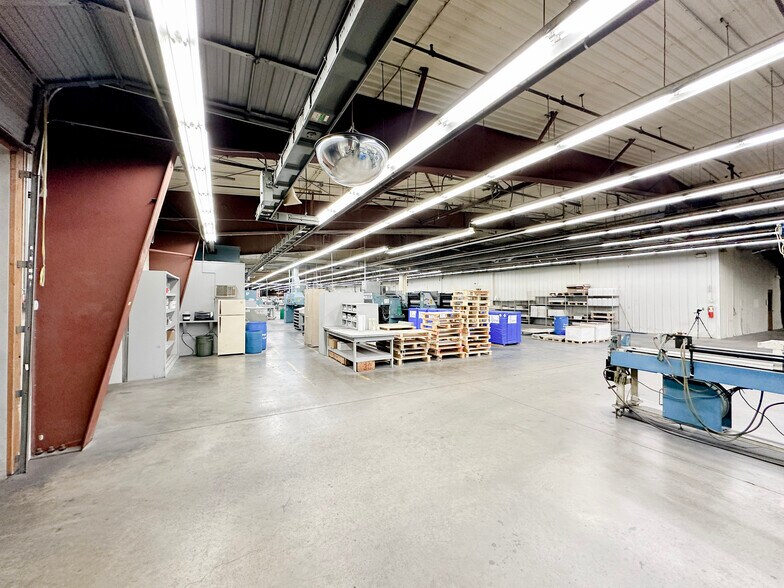 More Photos Of 1185 S Knowles Ave, New Richmond Manufacturing For Sale