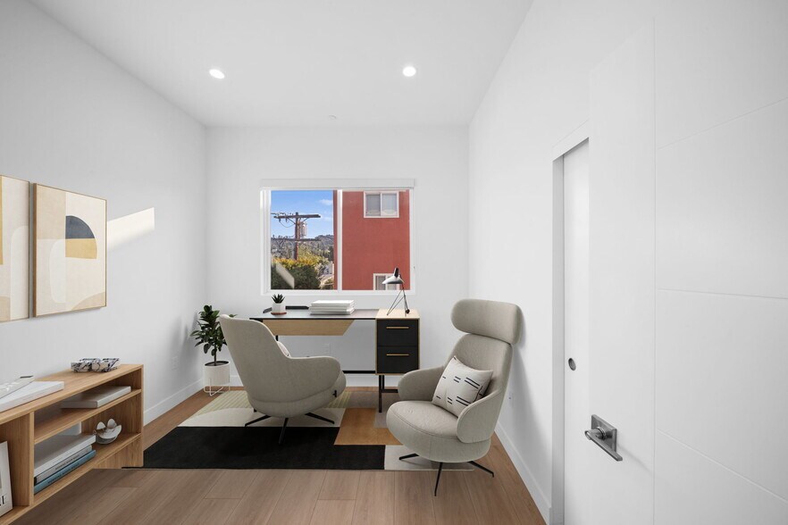 More Photos Of 13846 Moorpark St, Sherman Oaks Apartments For Sale