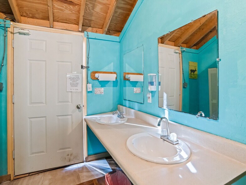 More Photos Of 15260 NE 152nd Pl, Fort Mc Coy Trailer Camper Park For Sale