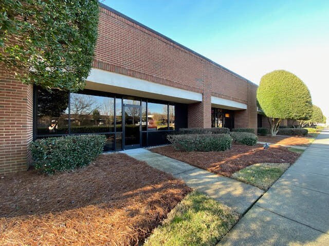 More Photos Of 377 Rubin Center Dr, Fort Mill Light Distribution For Lease