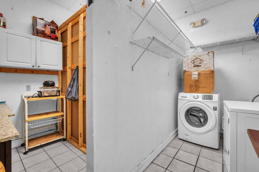 More Photos Of 15060 Jog Rd, Delray Beach Unknown For Lease