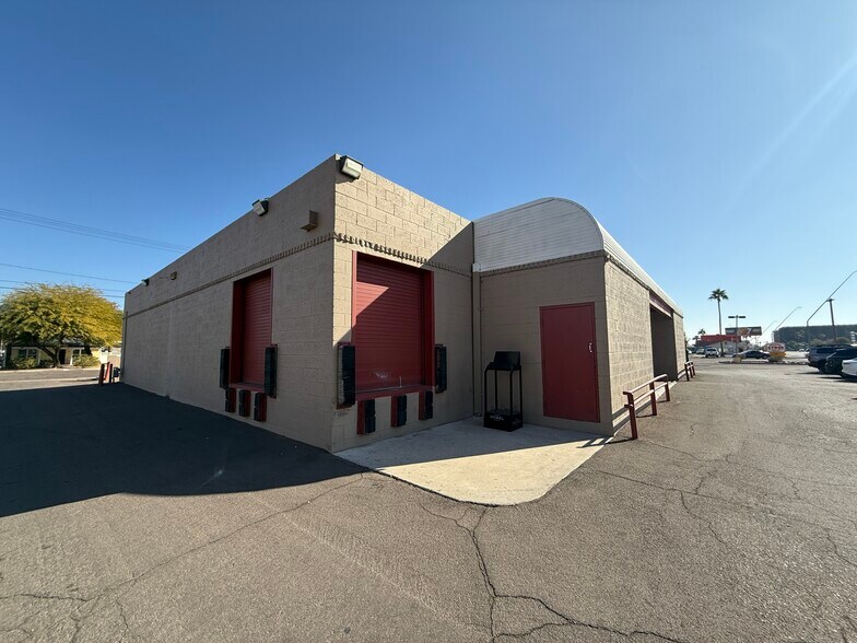 More Photos Of 235 N Country Club, Mesa Freestanding For Lease