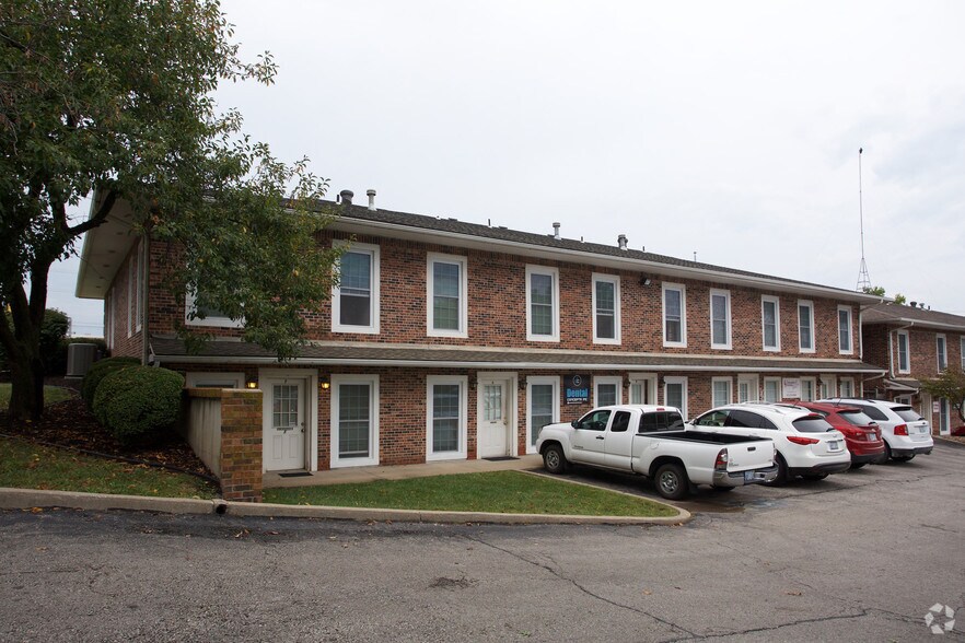 More Photos Of 13849 S Mur-Len Rd, Olathe Office For Lease