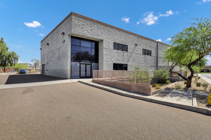 Primary Photo Of 2000 W 1st St, Tempe Light Manufacturing For Sale