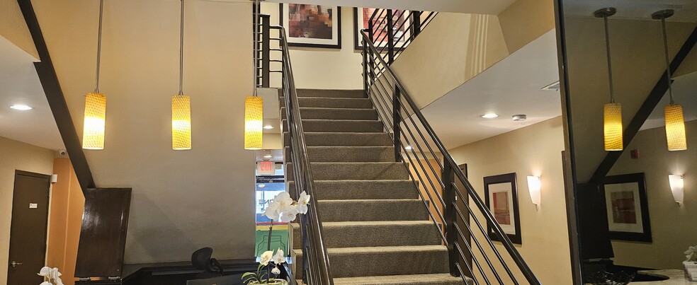 More Photos Of 365 Palermo Ave, Coral Gables Office For Sale