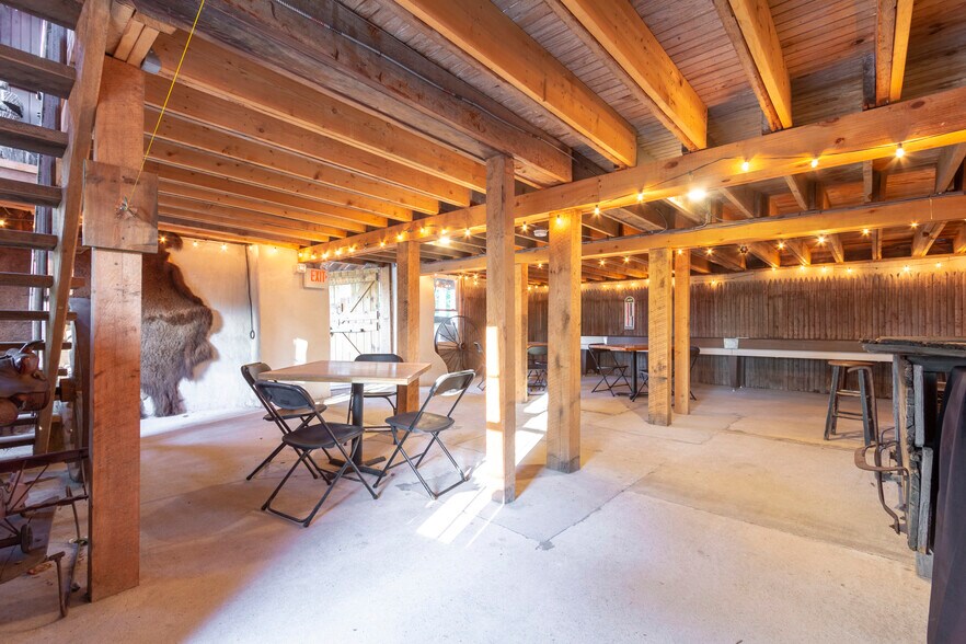 More Photos Of 898 Allentown Rd, Telford Restaurant For Sale