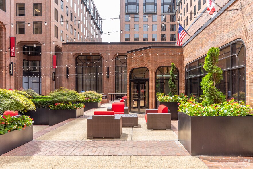 More Photos Of 1120 20th St NW, Washington Office For Lease