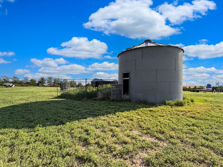 More Photos Of 39300 County Road 71, Crook Flex For Sale