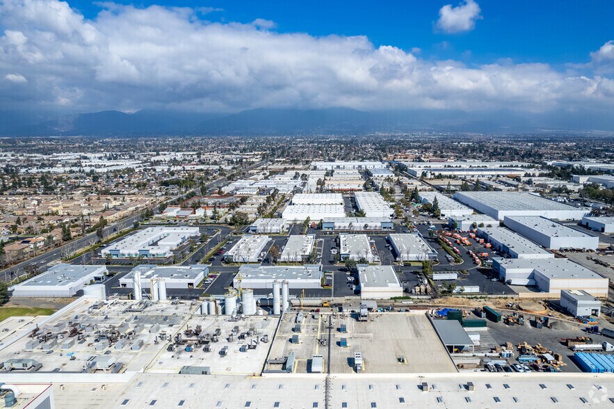 More Photos Of 9439 Archibald Ave, Rancho Cucamonga Unknown For Lease