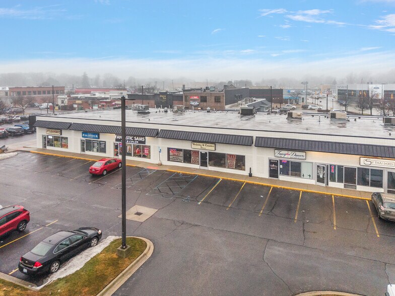 More Photos Of 23515 Nine Mack Dr, Saint Clair Shores Freestanding For Lease