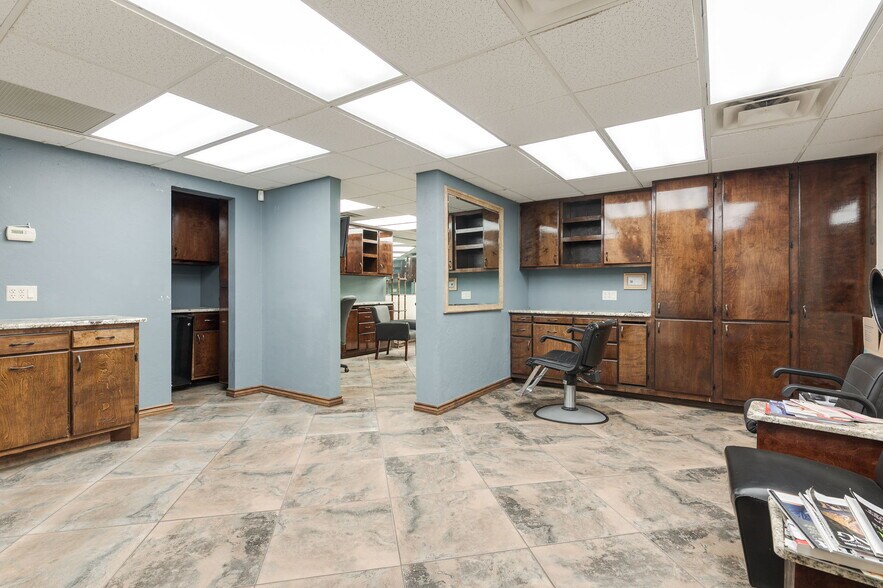 More Photos Of 3801 NW 63rd St, Oklahoma City Office For Lease