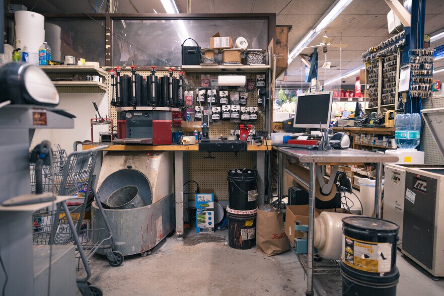 More Photos Of 10 Wallace St, Otisville Freestanding For Sale