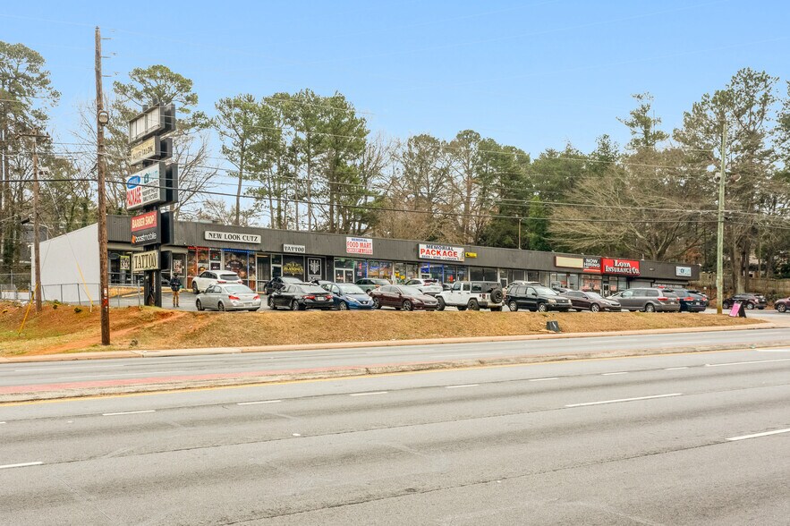 More Photos Of 4959 Memorial Dr, Stone Mountain Freestanding For Sale