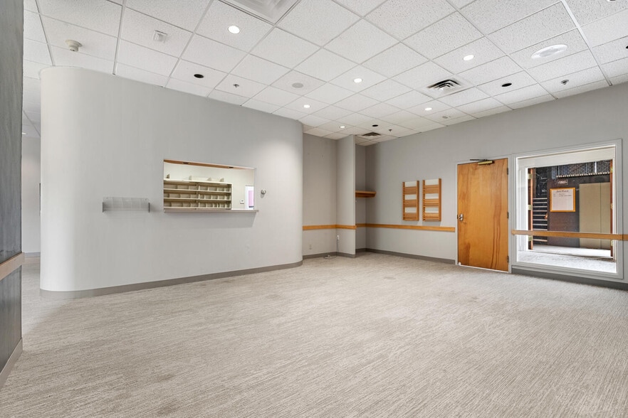 More Photos Of 92 High St, Medford Medical For Sale