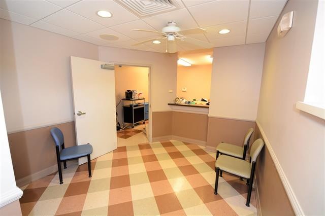 More Photos Of 7240 S US 231, Huntingburg Medical For Lease