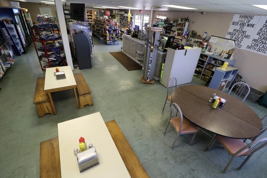 More Photos Of 2550 Parks Mill Rd, Buckhead Service Station For Sale