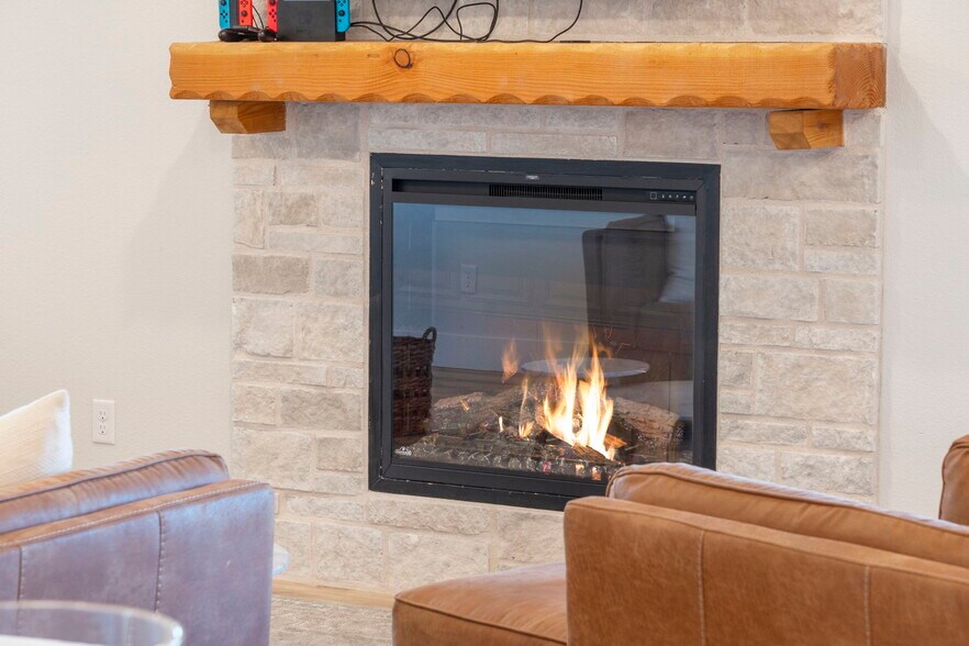 More Photos Of 129 Pioneer Peak, Kimberling City Specialty For Sale