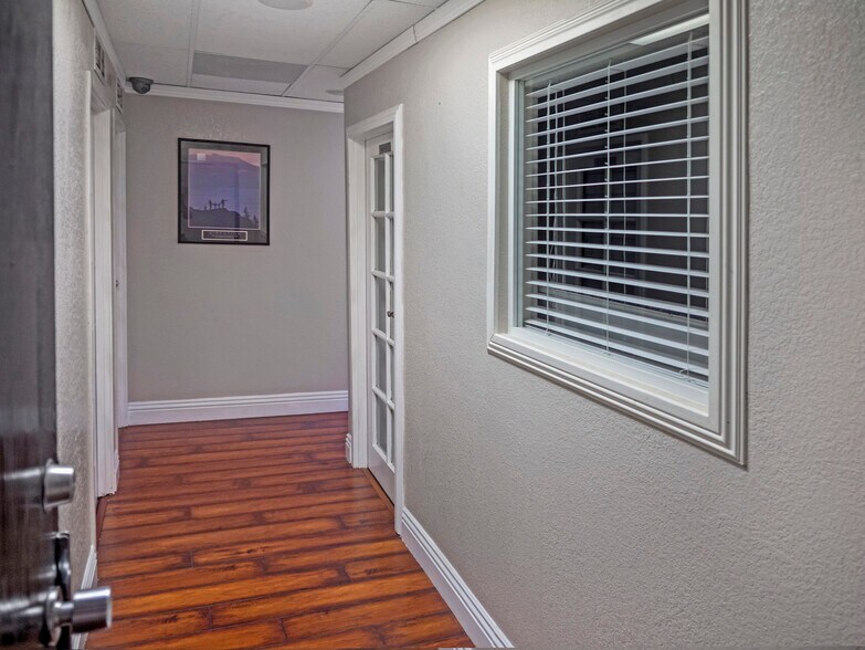 More Photos Of 8556 Florence Ave, Downey Loft Creative Space For Sale